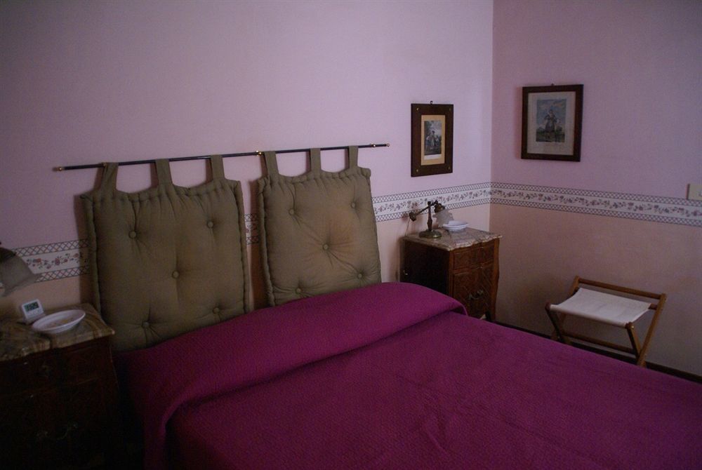 B&B Casa De Luca A Campo De Fiori Рим Екстер'єр фото